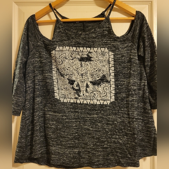 Rebel Sugar, Open shoulders, 3/4 sleeve - Picture 1 of 4